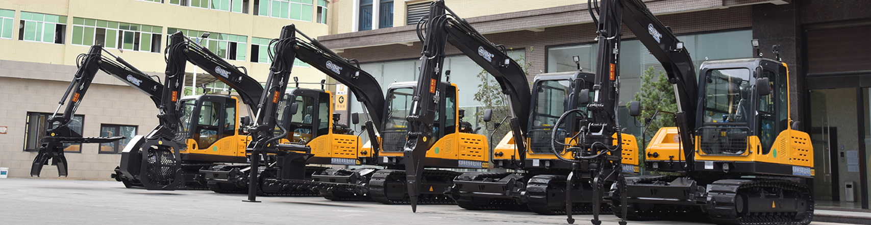 Ekskavator Rel Kereta Api dengan Leveler Material