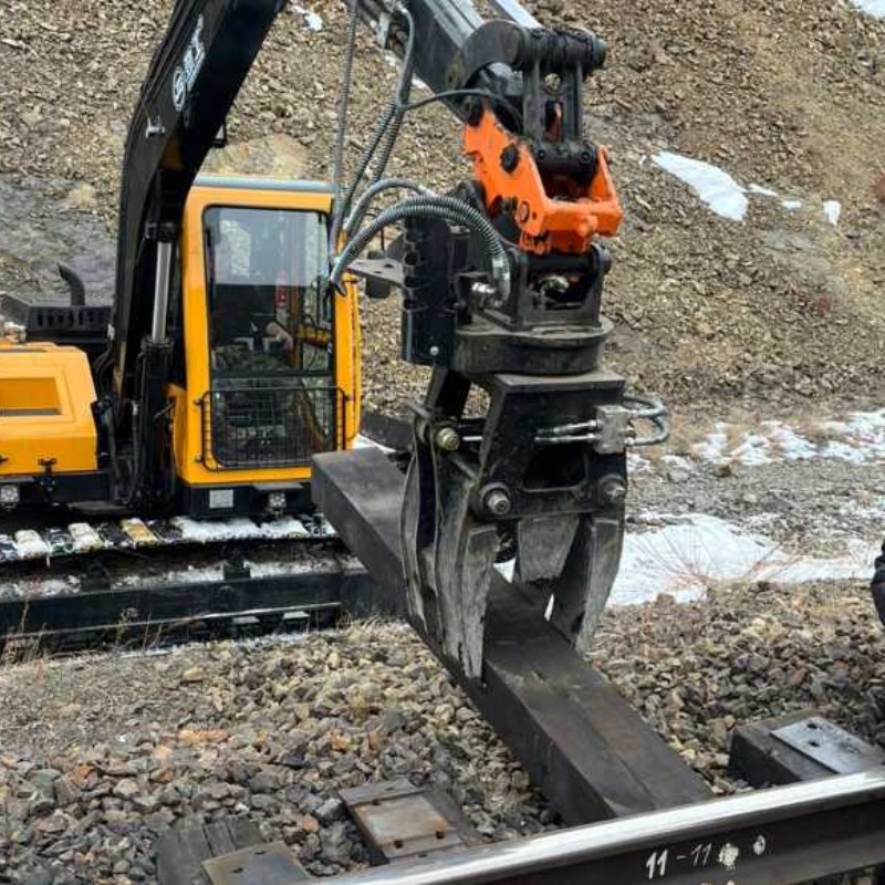 Saat musim hujan Brasil membanjiri rel: Penjaga rel kereta api buatan Tiongkok menulis ulang aturan perbaikan darurat