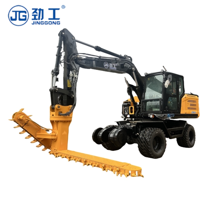 Hirail excavator with ballast cutter